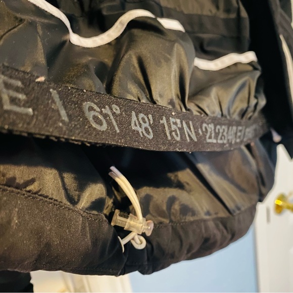 Reima Child Down Jecket - Picture 9 of 15